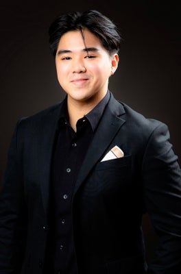 Portrait of Brent Dizon, Associate.